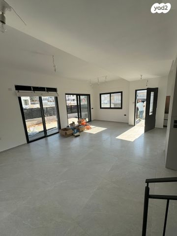 בית פרטי/ קוטג', שכונה 15, תל מונד