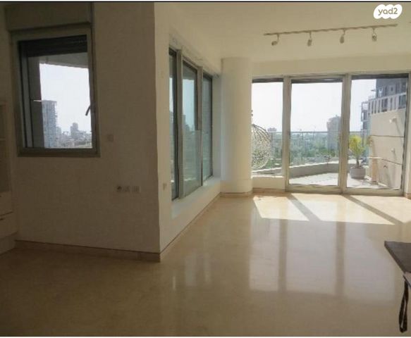 דירה, ניסים אלוני 1, צמרות איילון, פארק צמרת, תל אביב יפו