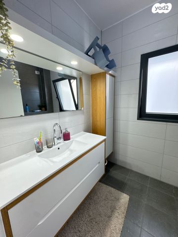 דירה, עיר היין, אשקלון