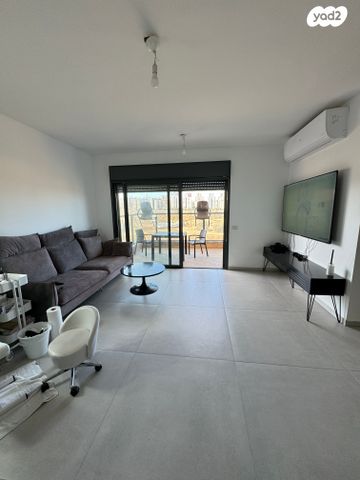 דירה, עיר היין, אשקלון