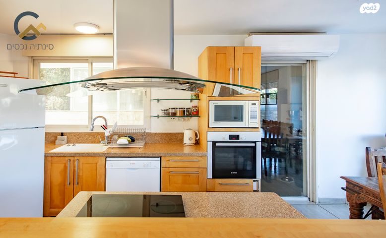 בית פרטי/ קוטג', מתחם 19 - 20 (מתחם הפרחים), הוד השרון