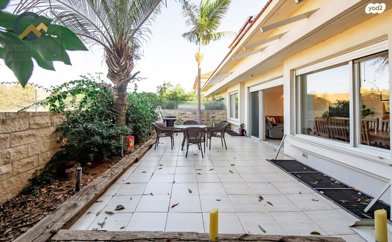 בית פרטי/ קוטג', מתחם 19 - 20 (מתחם הפרחים), הוד השרון