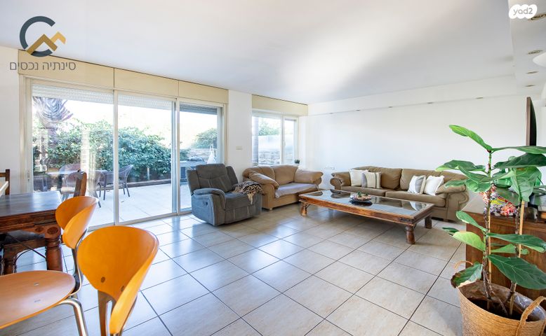 בית פרטי/ קוטג', מתחם 19 - 20 (מתחם הפרחים), הוד השרון