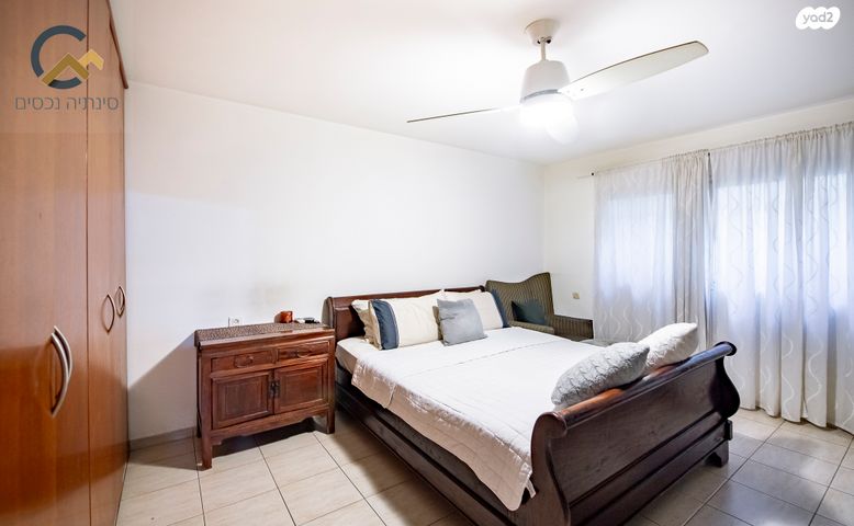 בית פרטי/ קוטג', מתחם 19 - 20 (מתחם הפרחים), הוד השרון