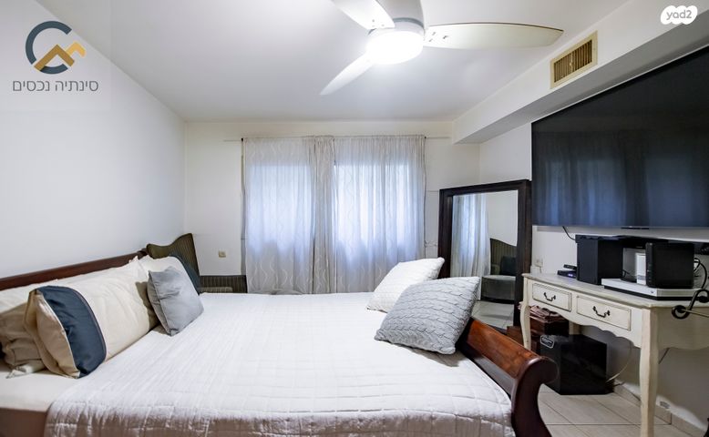 בית פרטי/ קוטג', מתחם 19 - 20 (מתחם הפרחים), הוד השרון