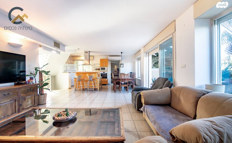 בית פרטי/ קוטג', מתחם 19 - 20 (מתחם הפרחים), הוד השרון