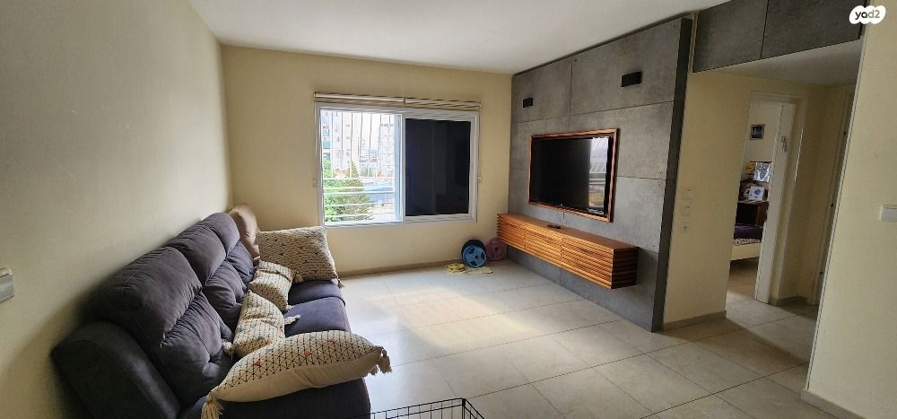 דירה, אהרון לובלין, גני אביב, לוד