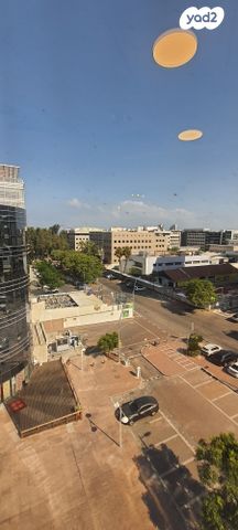 משרדים, הרצליה