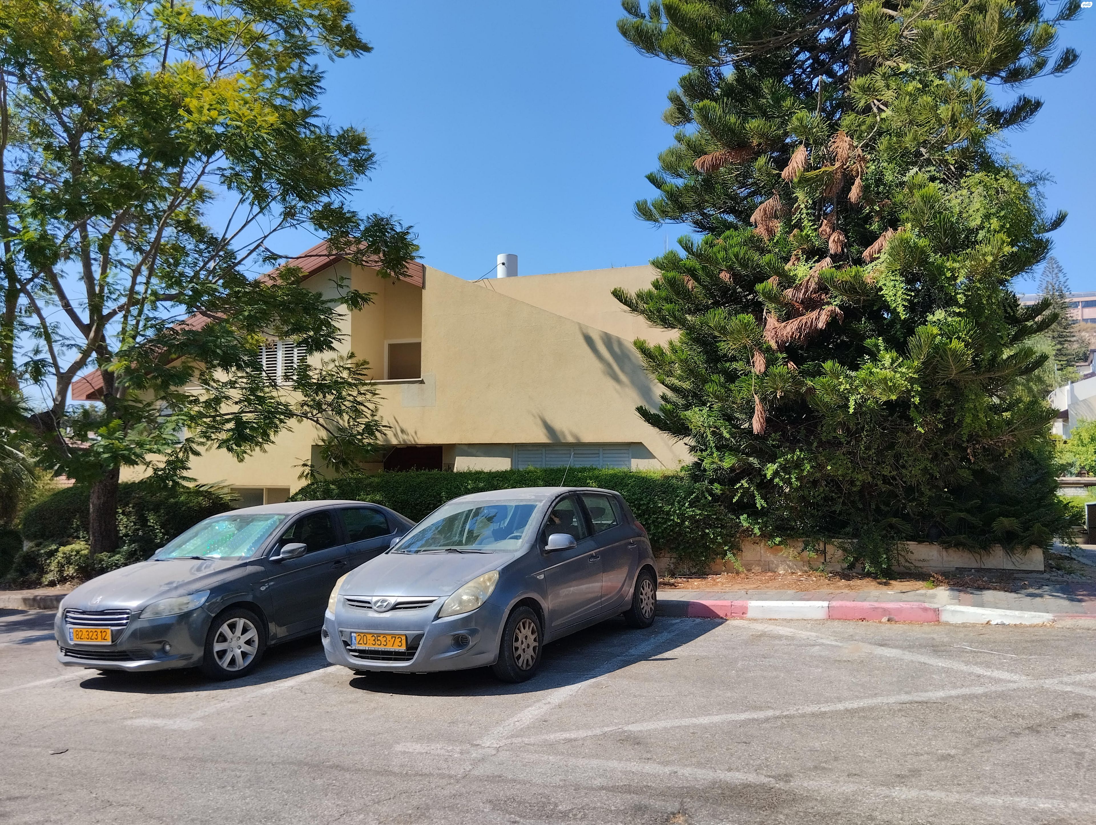 מגדל הלבנון 19