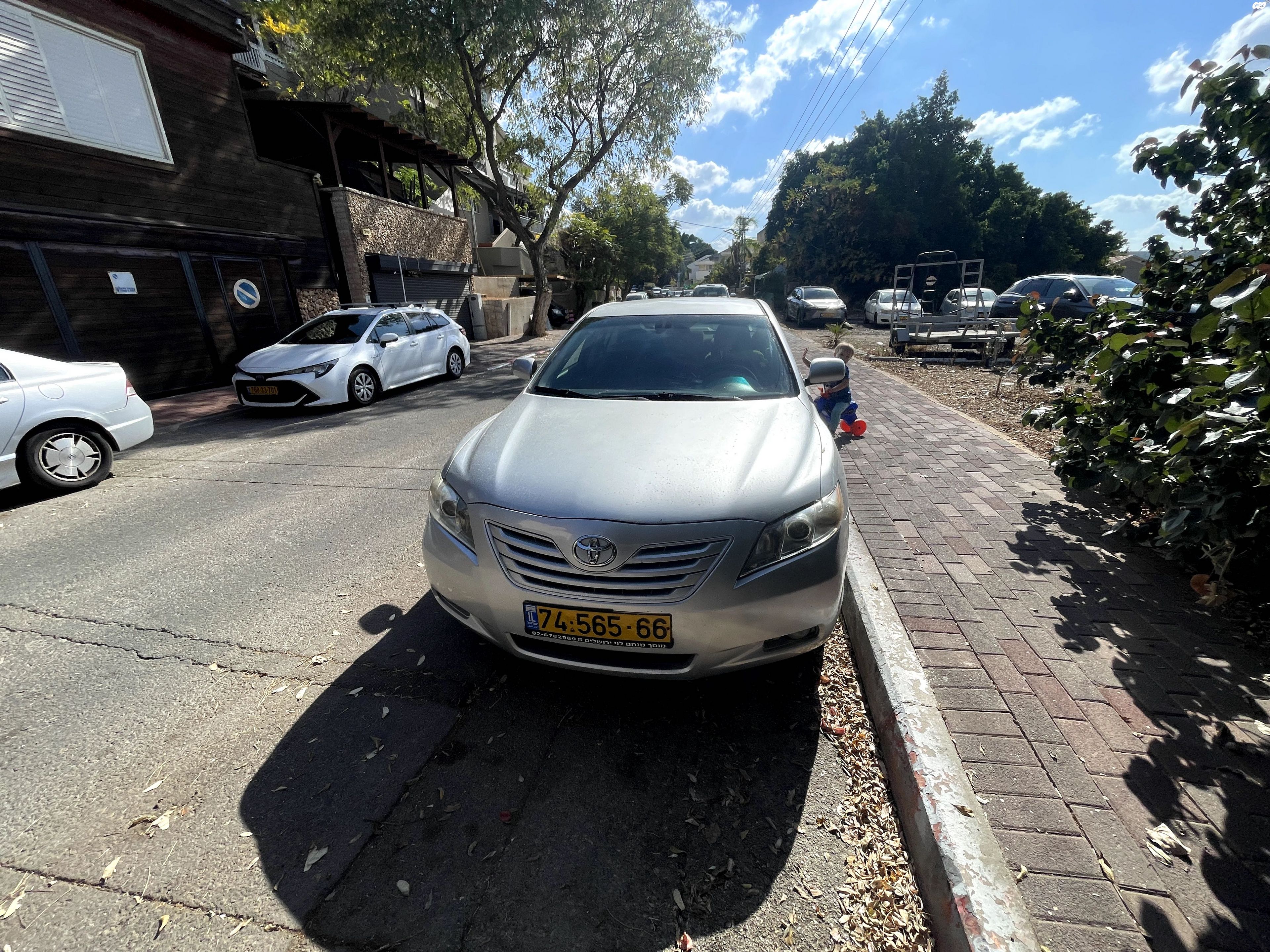 מודעת רכב טויוטה קאמרי
