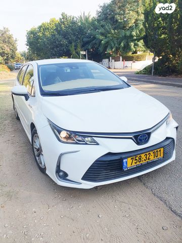 טויוטה קורולה