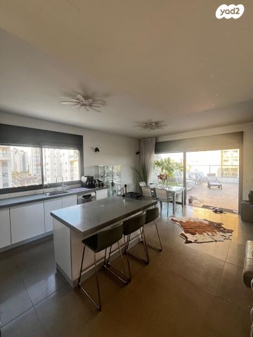 גג/ פנטהאוז, שוהם 3, צמרות המושבה, באר יעקב