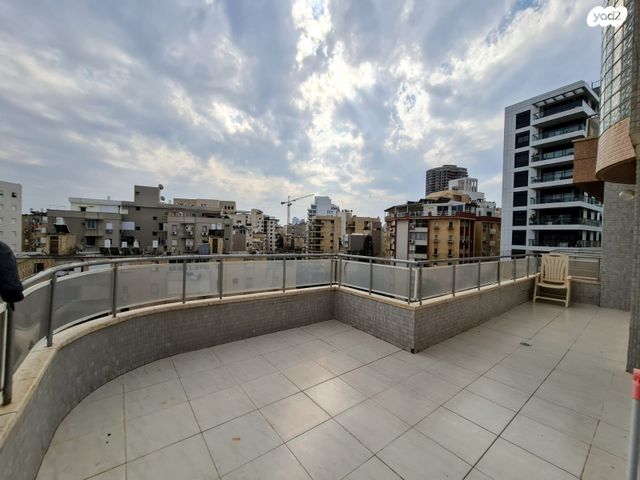 דופלקס, אוסישקין 15, נתניה