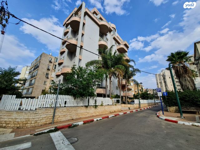 דופלקס, אוסישקין 15, נתניה