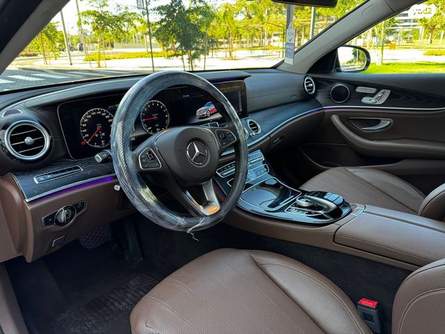 מרצדס-בנץ E-class