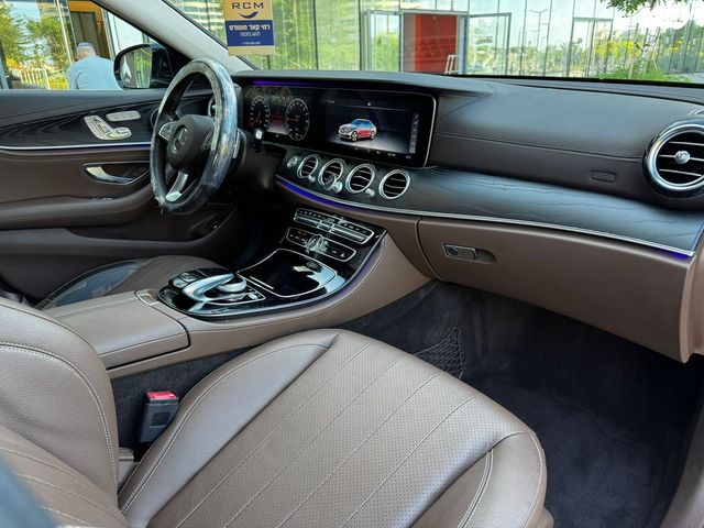 מרצדס-בנץ E-class