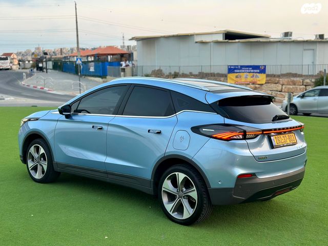 ג׳ילי Geometry C