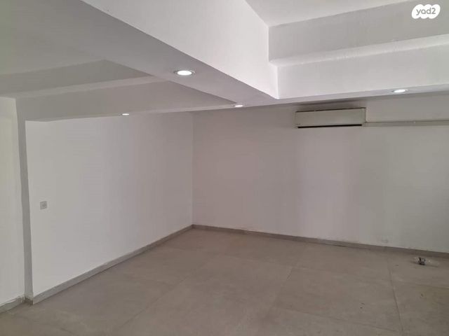 בית פרטי/ קוטג', אברהם אבינו, שכונה ד', באר שבע