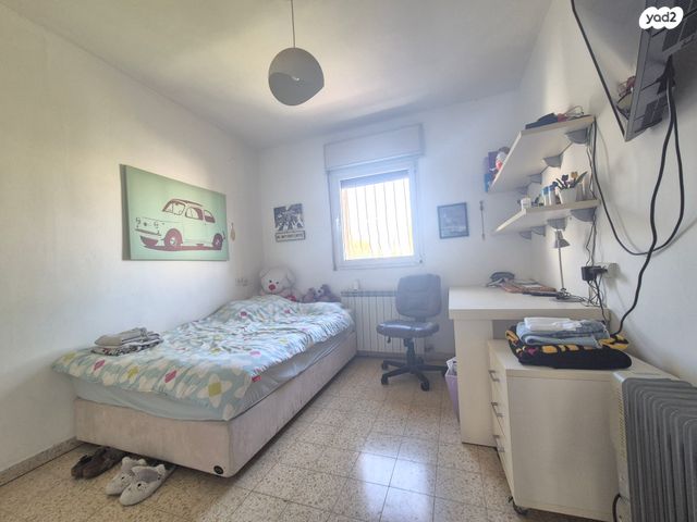 דירה, בן ציון דינור 9, ירושלים