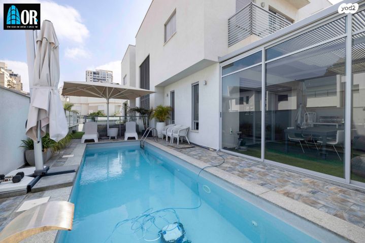 דו משפחתי, דרך חיים, ליכטנשטיין, באר יעקב