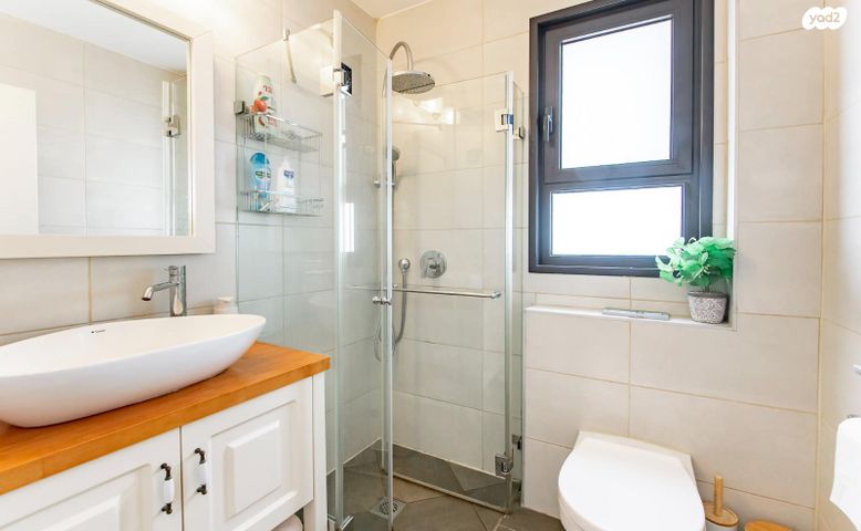 דירה, מתחם 1200, הוד השרון