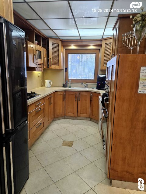 דירת גן, בית דגן