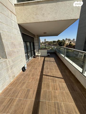 דירה, אברהם מחרז, סנטרל פארק / האצטדיון, באר שבע