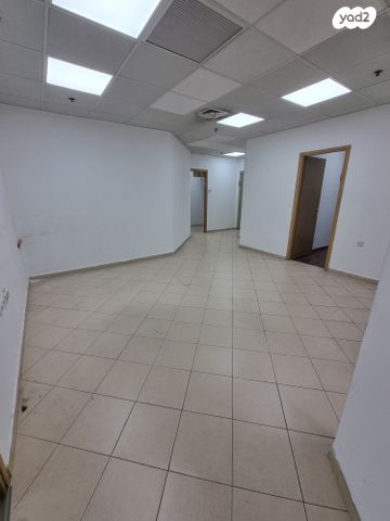 משרדים, משה לוי 11, מב"ת מערב, אזור תעשייה חדש, ראשון לציון