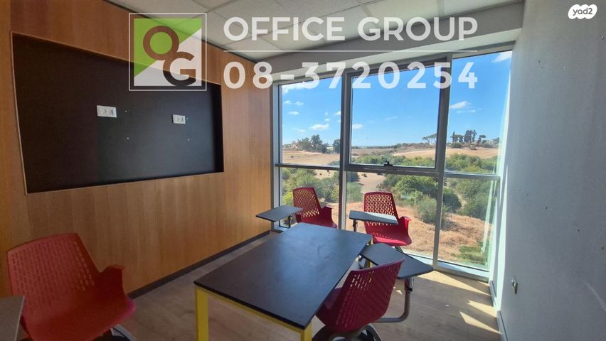 אלי הורוביץ 12