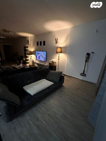 דירה, משה שרת 30, עפולה