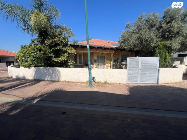 בית פרטי/ קוטג', ניר יפה