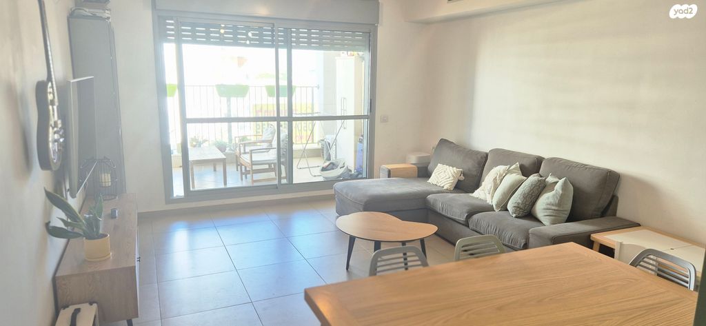 דירה, בית דגן