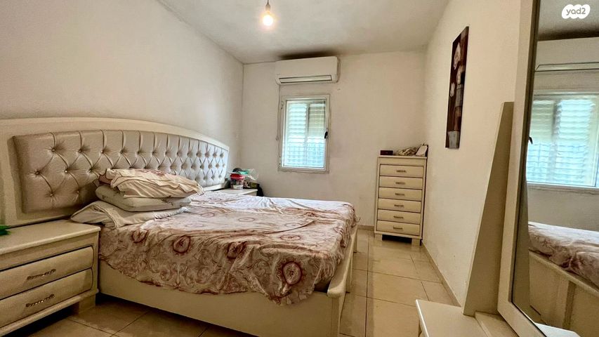 דירה, ז'בוטינסקי, שכונה ותיקה - מרכז העיר, מעלות תרשיחא