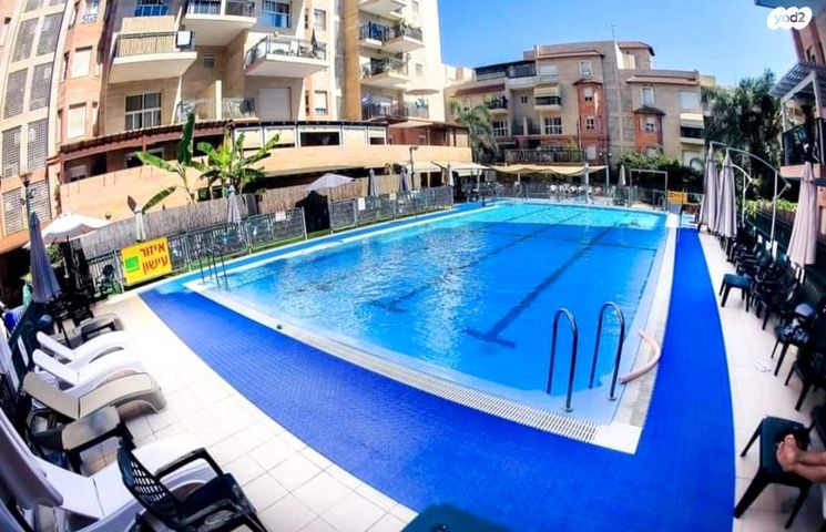 דירת גן, נווה עמית, רחובות