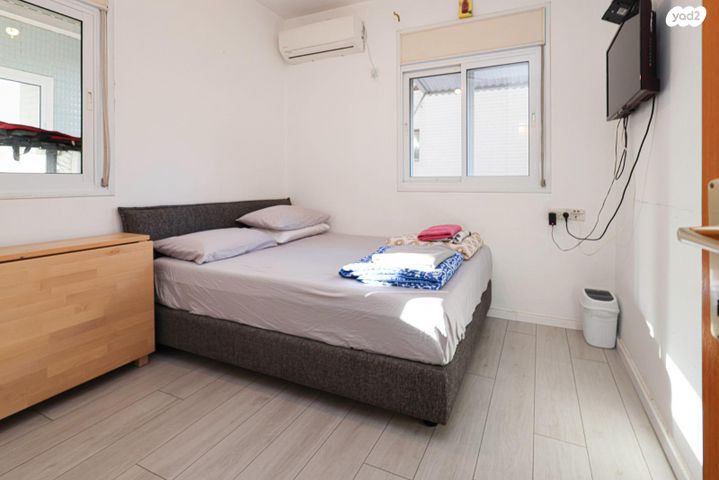 טריפלקס, הבריגדה היהודית, נתניה