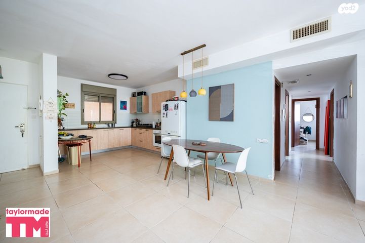 דירה, תל ימת כרכור, פרדס חנה כרכור