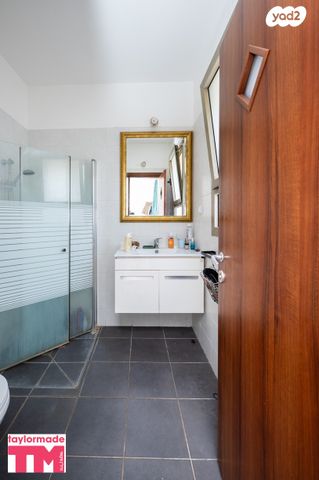 דירה, תל ימת כרכור, פרדס חנה כרכור