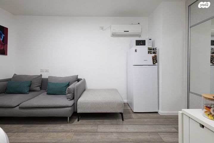 טריפלקס, הבריגדה היהודית, נתניה