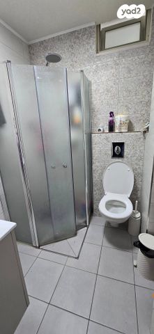 דירה, מעלות הנביאים, ואדי נסנאס, חיפה