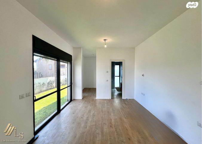 בית פרטי/ קוטג', פרדס חנה כרכור