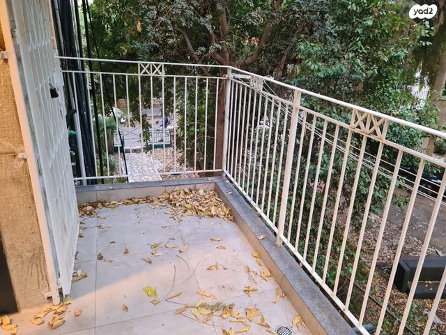 גבעת הורדים, רסקו