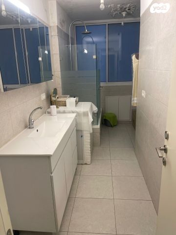 גג/ פנטהאוז, הרצליה הירוקה, נווה עובד, הרצליה