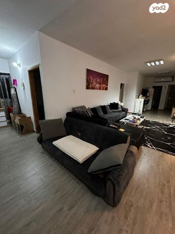 דירה, משה שרת 30, עפולה