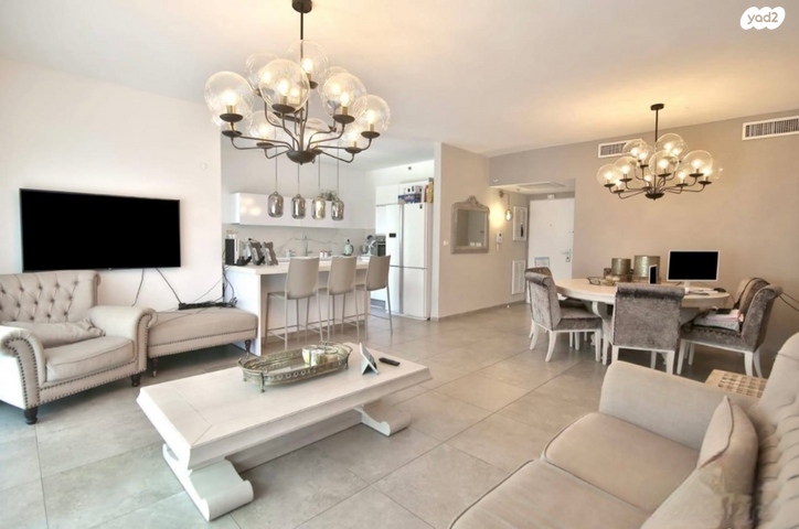 דירה, הברוש, נווה גנים, קרית מוצקין