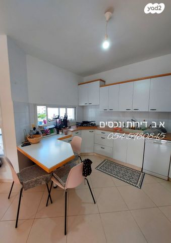 דירה, מאיר ויניק, רמז, מערב ותיק, ראשון לציון