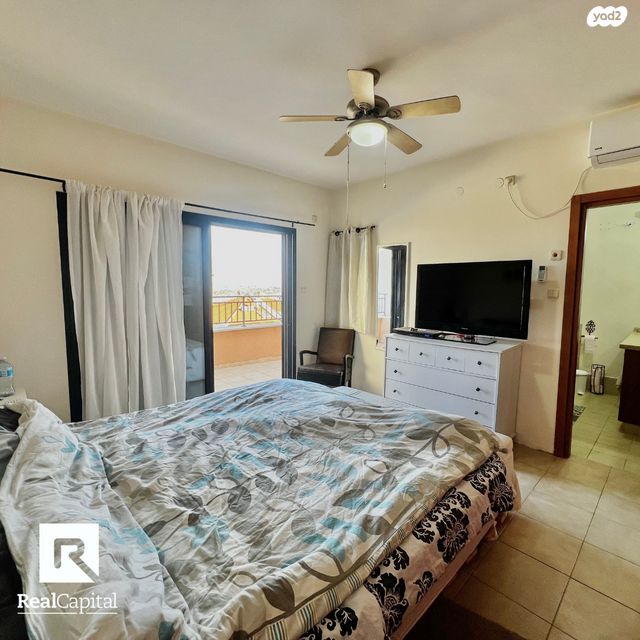 דו משפחתי, פולג, יובלים, אלפי מנשה