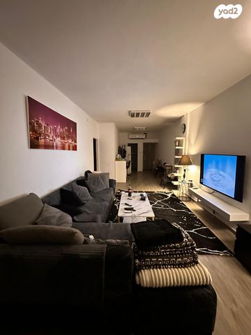 דירה, משה שרת 30, עפולה