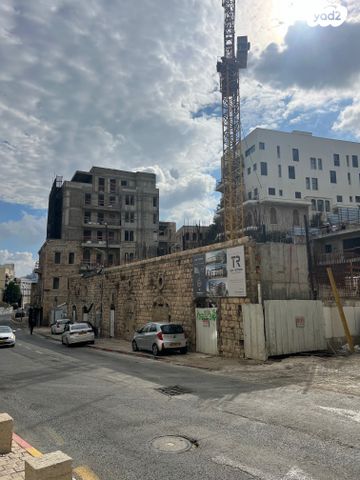 דופלקס, שיבת ציון 50, העיר התחתית, ואדי סאליב, חיפה