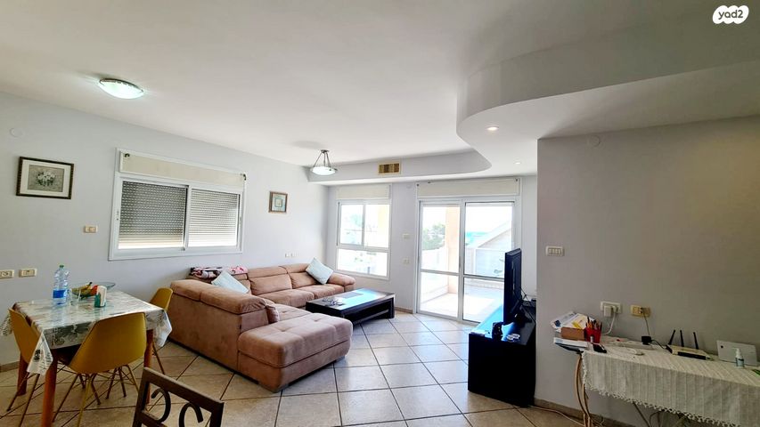 דירה, ז'בוטינסקי 67, נהריה