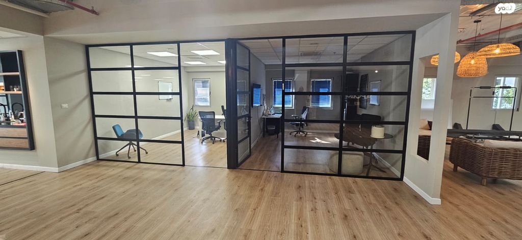 משרדים, יקנעם עילית